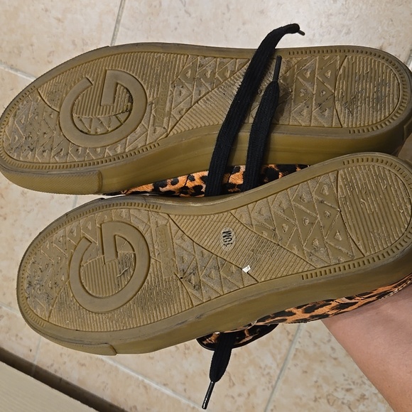 GBG Los Angeles Leopard Print Sneakers - Picture 5 of 5